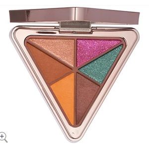 Lys beauty eye shadow palette in the shade love yourself. Brand new!